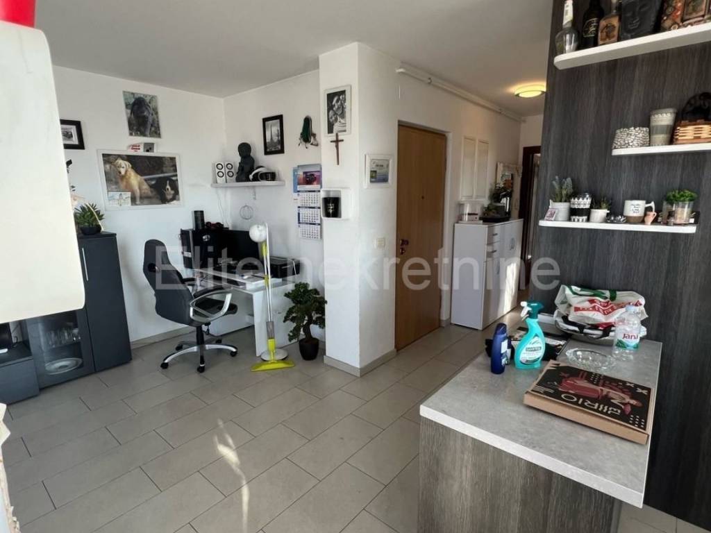 Flat in a building, Sale, Rijeka, Zapad