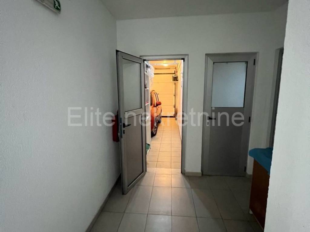 Flat in a building, Sale, Rijeka, Zapad