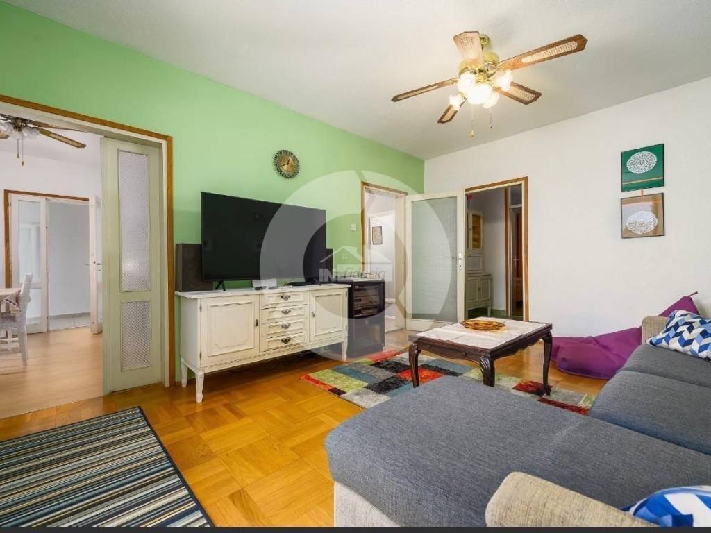 Flat in a building, Sale, Poreč, Poreč
