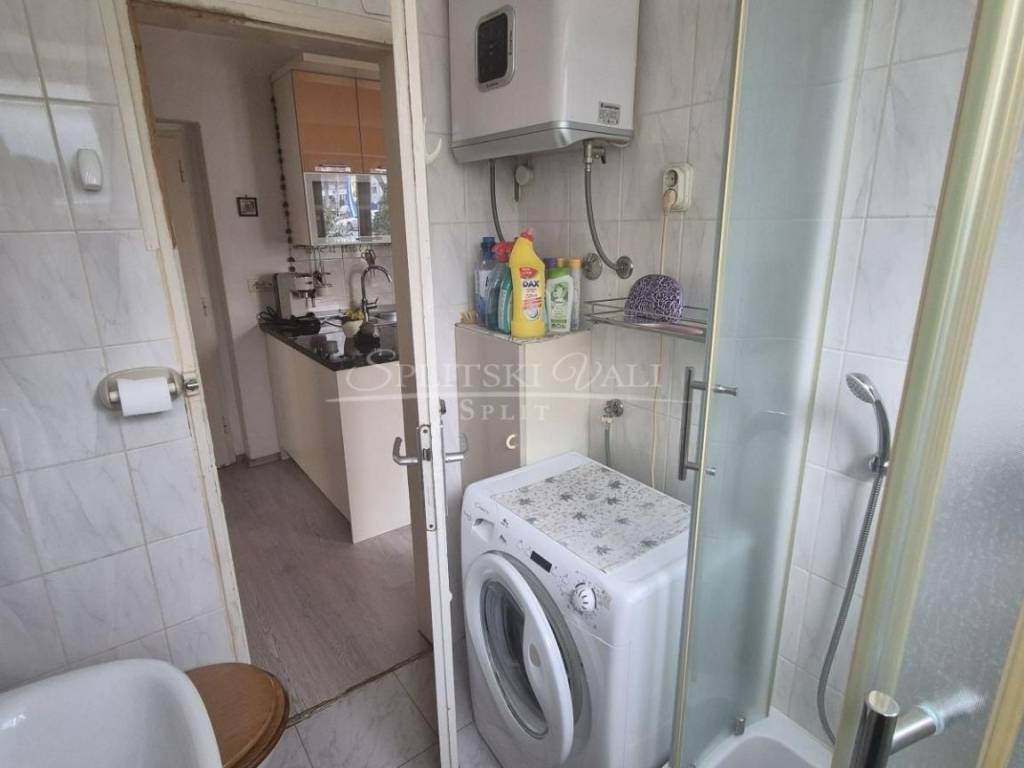 Flat in a building, Sale, Split, Split