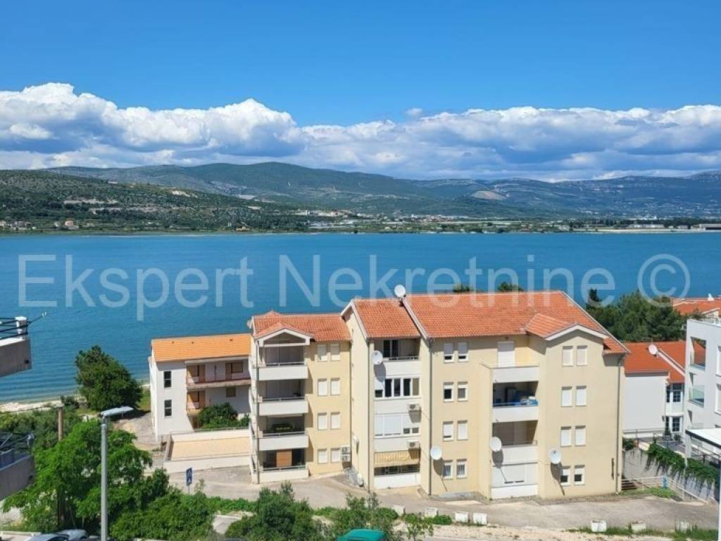 Flat in a building, Sale, Trogir, Miševac