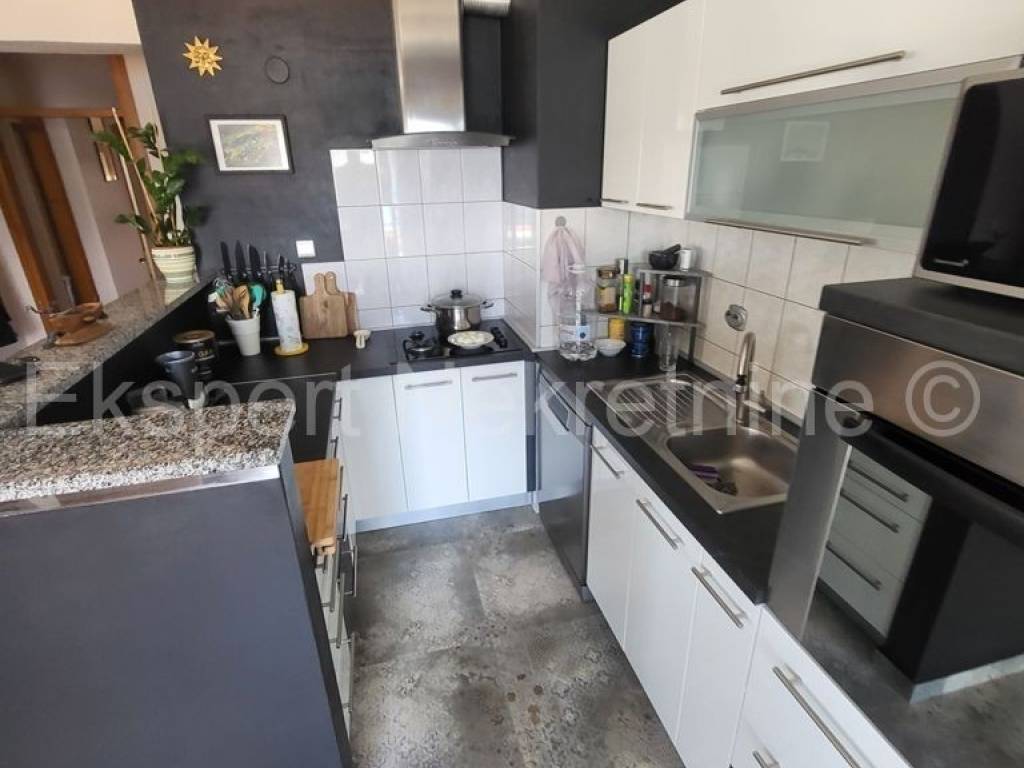 Flat in a building, Sale, Trogir, Miševac