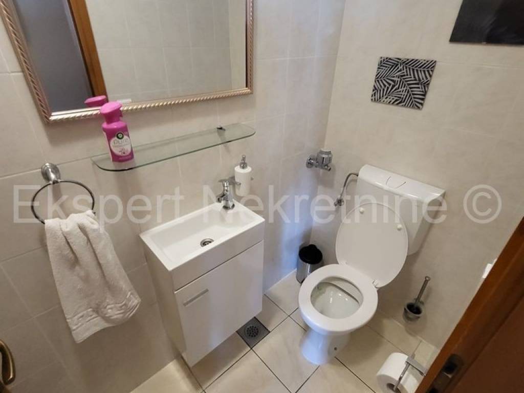 Flat in a building, Sale, Trogir, Miševac