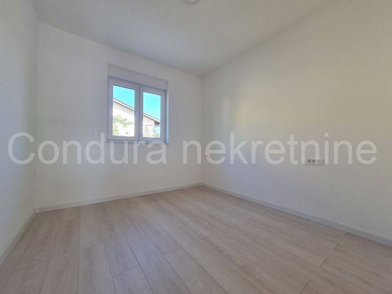 Apartment with a garden, Sale, Vir, Vir