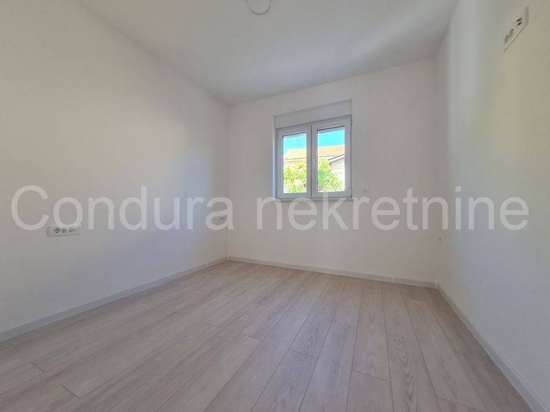 Apartment with a garden, Sale, Vir, Vir