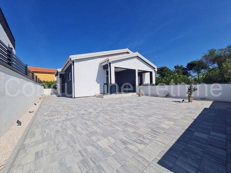 Apartment with a garden, Sale, Vir, Vir