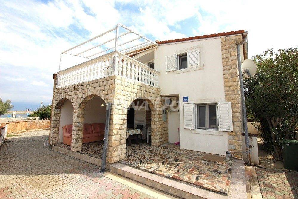 House by the sea, Sale, Vir, Vir