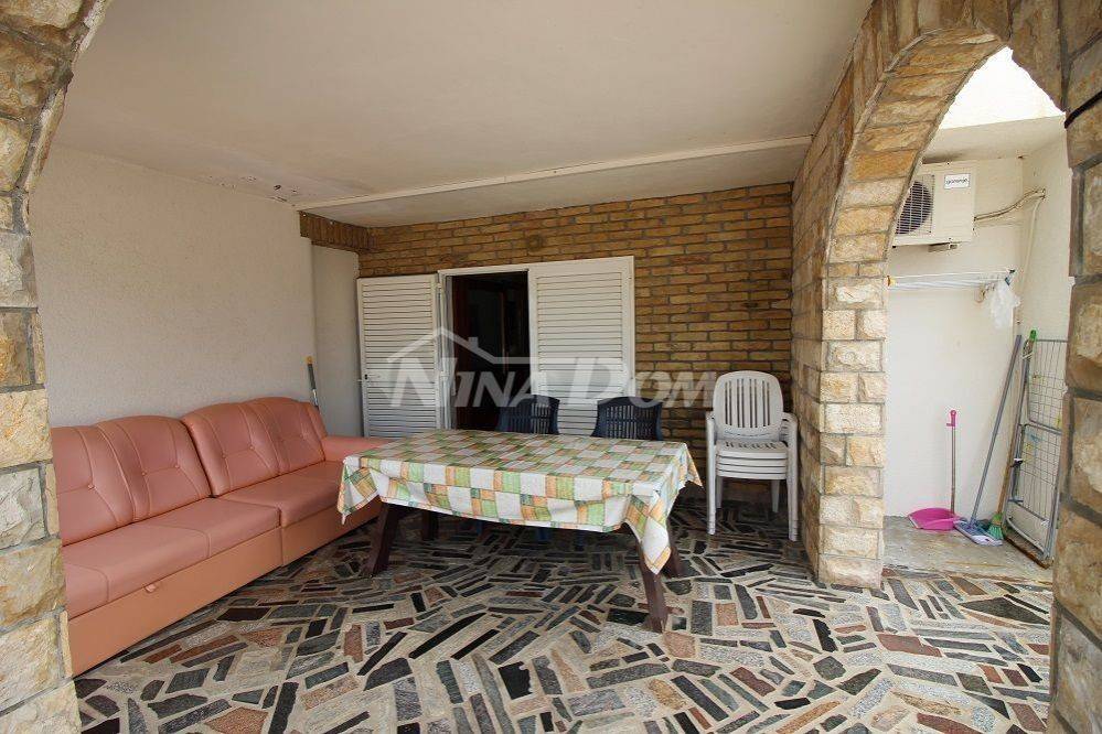 House by the sea, Sale, Vir, Vir