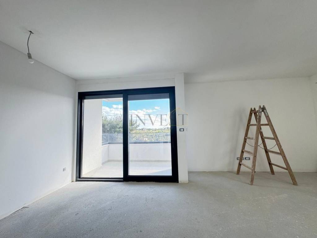 Flat in a new building, Sale, Split, Split