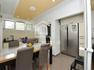Flat in a building, Sale, Zadar, Zadar