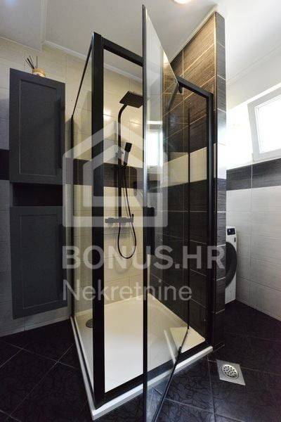 Flat in a building, Sale, Zadar, Zadar