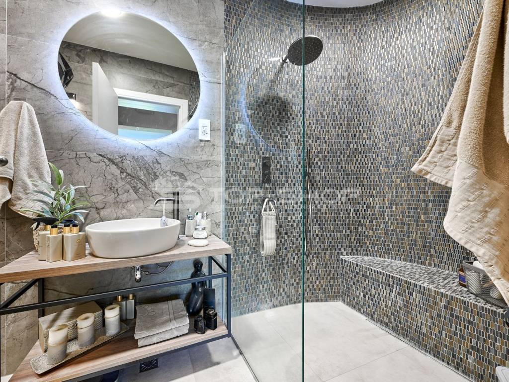 Flat in a building, Sale, Zagreb, Maksimir