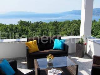 Flat in house, Rent, Kastav, Čikovići