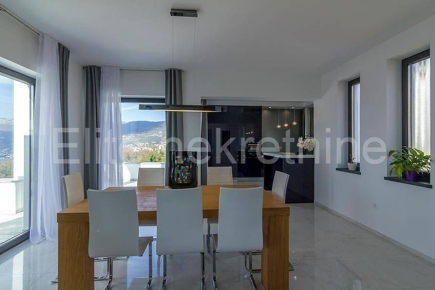 Flat in house, Rent, Kastav, Čikovići