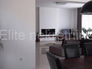 Flat in house, Rent, Kastav, Čikovići