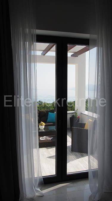 Flat in house, Rent, Kastav, Čikovići