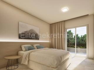 Terraced house, Sale, Rijeka, Istok