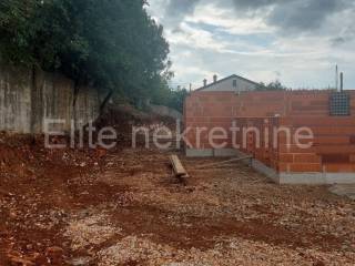 Terraced house, Sale, Rijeka, Istok