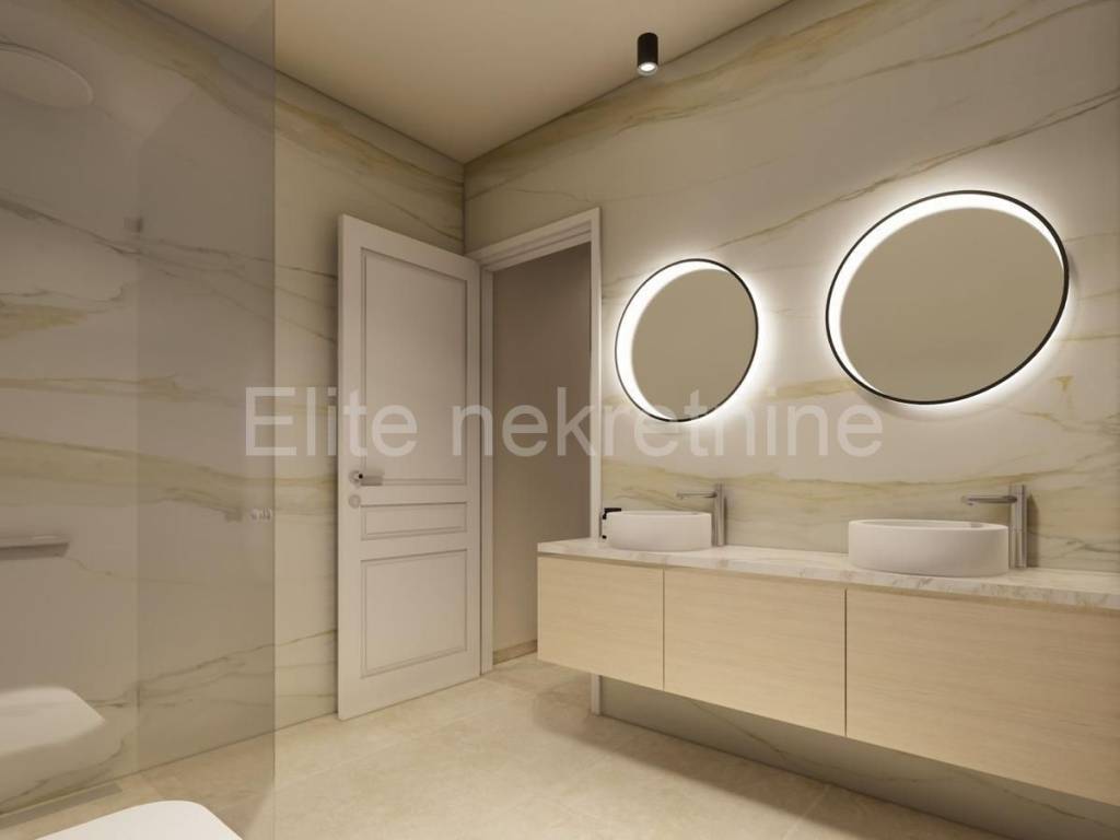 Terraced house, Sale, Rijeka, Istok