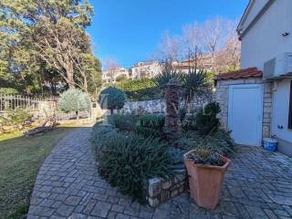 House by the sea, Sale, Omišalj, Omišalj