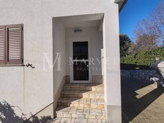House by the sea, Sale, Omišalj, Omišalj