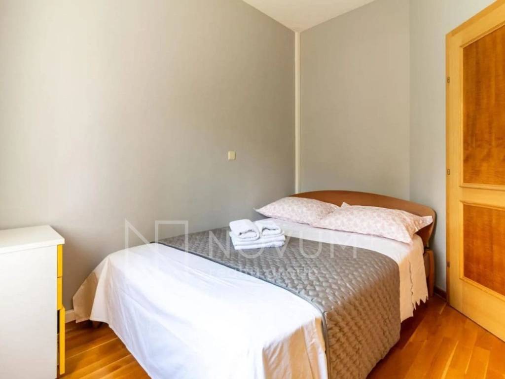 Flat in a house, Rent, Podstrana, Podstrana