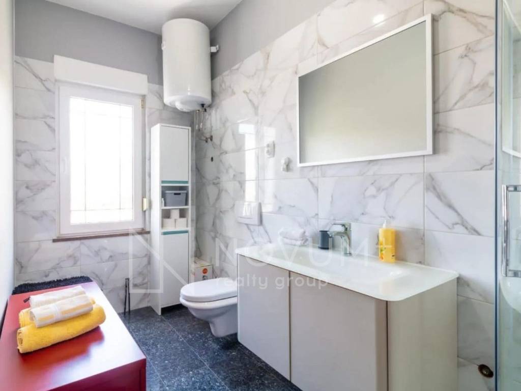 Flat in a house, Rent, Podstrana, Podstrana