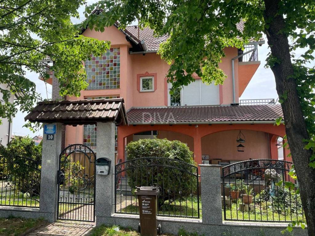 One-storey house, Sale, Slavonski Brod, Slavonski Brod