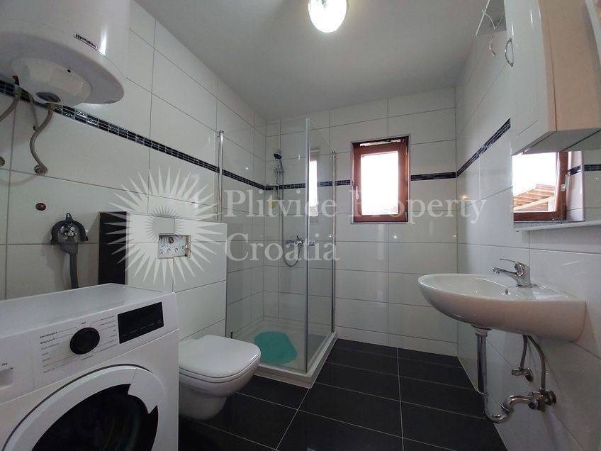 Family house, Sale, Rakovica, Rakovica