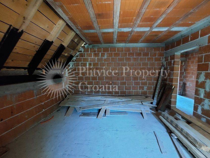 Family house, Sale, Rakovica, Rakovica