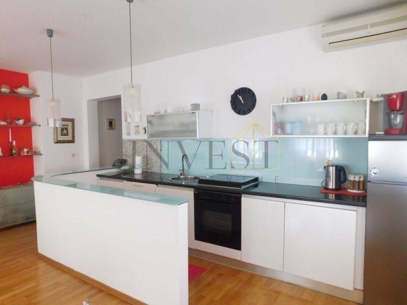 Flat in a building, Sale, Split, Split