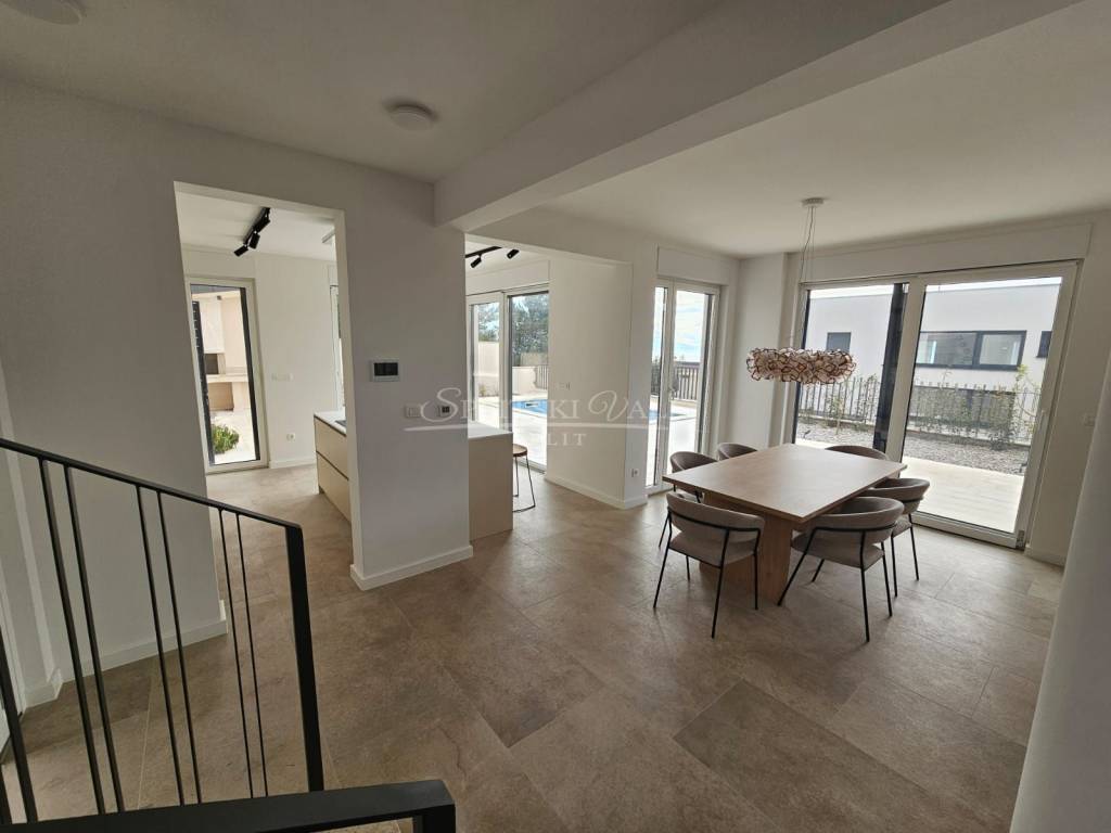 Residential-commercial property, Sale, Makarska, Veliko Brdo