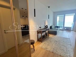 Flat in a new building, Rent, Split, Split