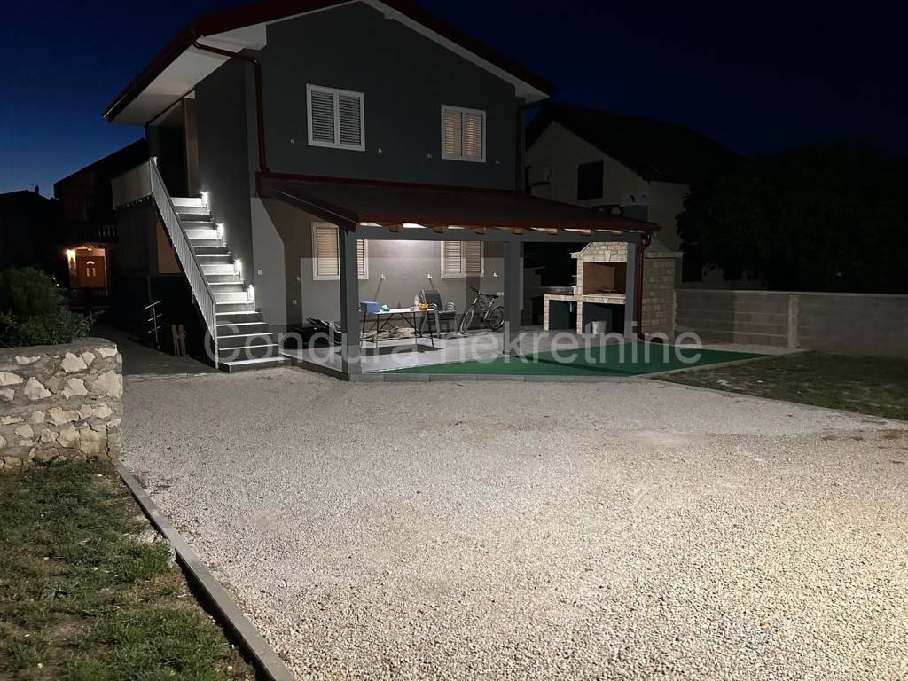 Samostojeca kuca, Prodaja, Privlaka, Privlaka