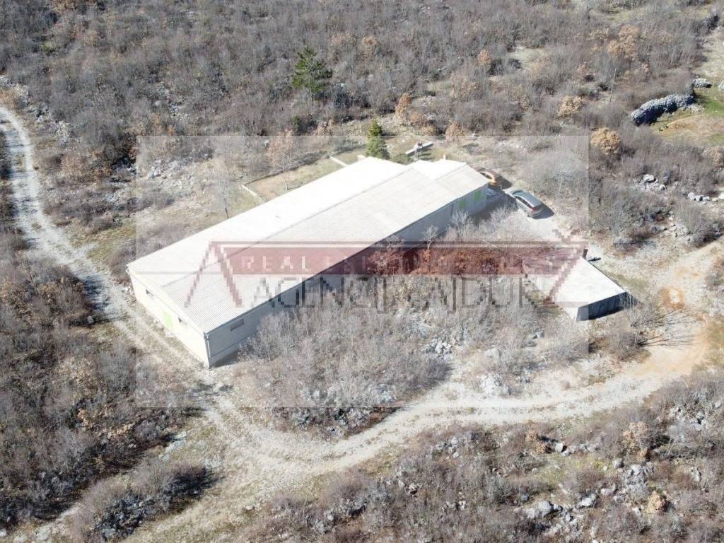 Residential-commercial property, Sale, Cista provo, Svib
