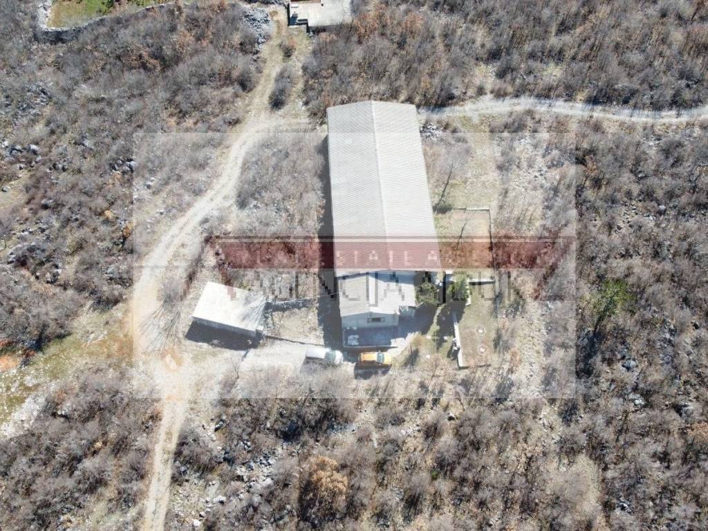 Residential-commercial property, Sale, Cista provo, Svib