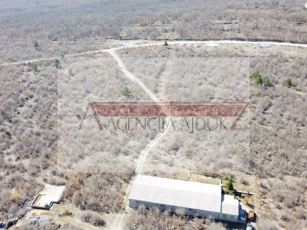 Residential-commercial property, Sale, Cista provo, Svib