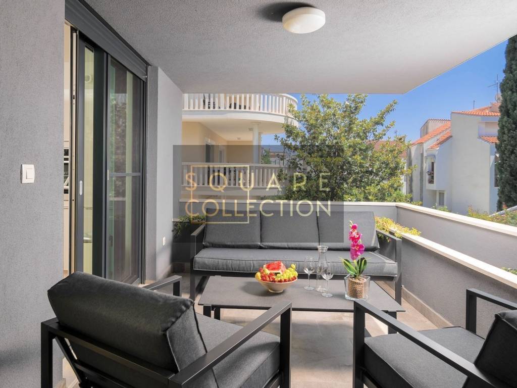 Flat in an urban villa, Rent, Split, Split
