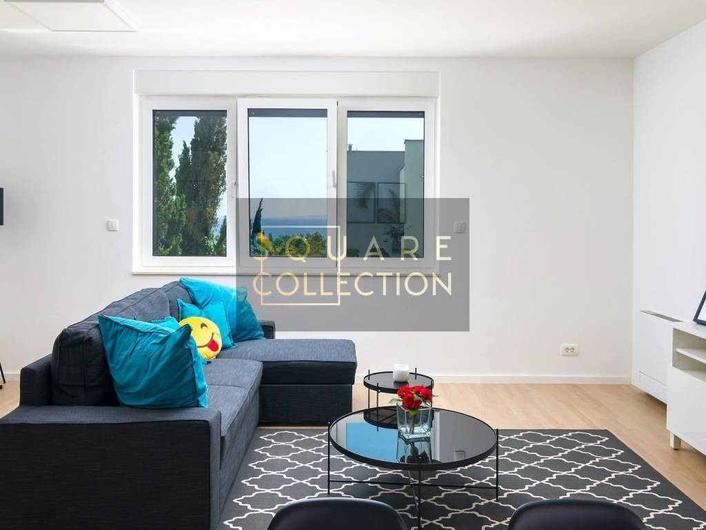Flat in an urban villa, Rent, Split, Split