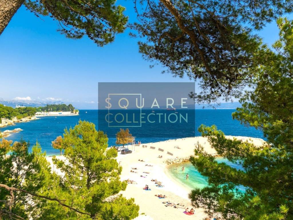 Flat in an urban villa, Rent, Split, Split