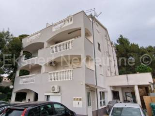 Flat in a building, Sale, Okrug, Okrug Gornji