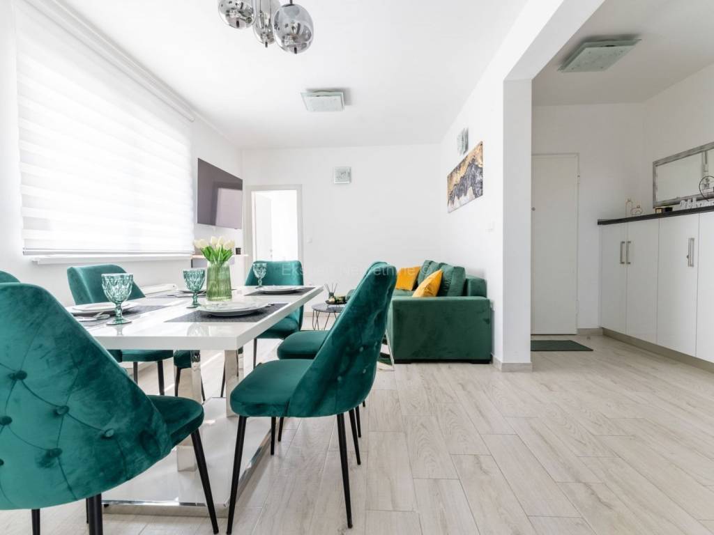 Flat in a building, Sale, Trogir, Trogir