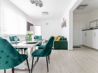 Flat in a building, Sale, Trogir, Trogir