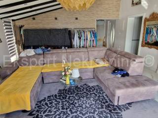 House with apartments, Sale, Okrug, Okrug Gornji