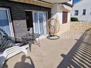 House with apartments, Sale, Okrug, Okrug Gornji