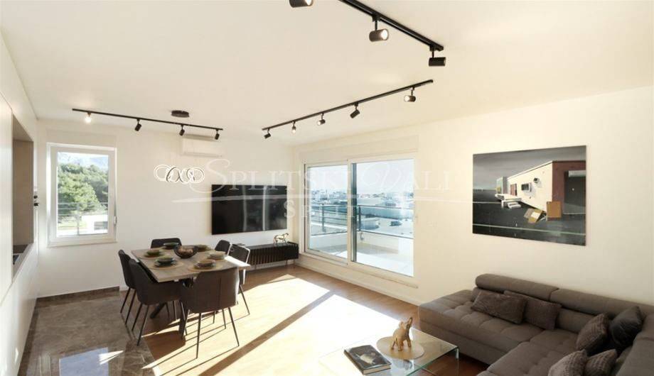 Flat in a new building, Rent, Split, Split