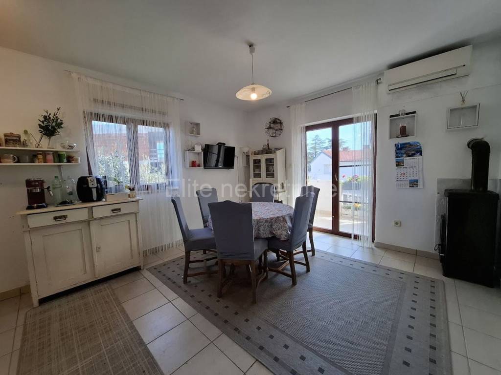 Flat in a building, Sale, Krk, Krk