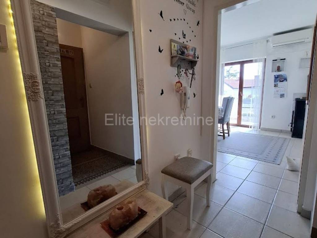 Flat in a building, Sale, Krk, Krk