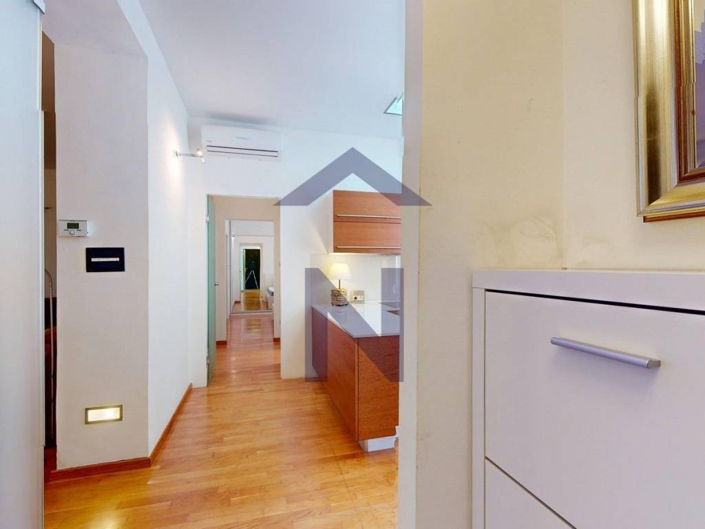 Flat in a building, Sale, Zagreb, Donji Grad