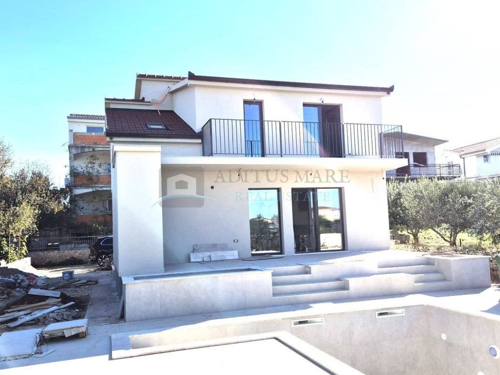 House by the sea, Sale, Marina, Sevid